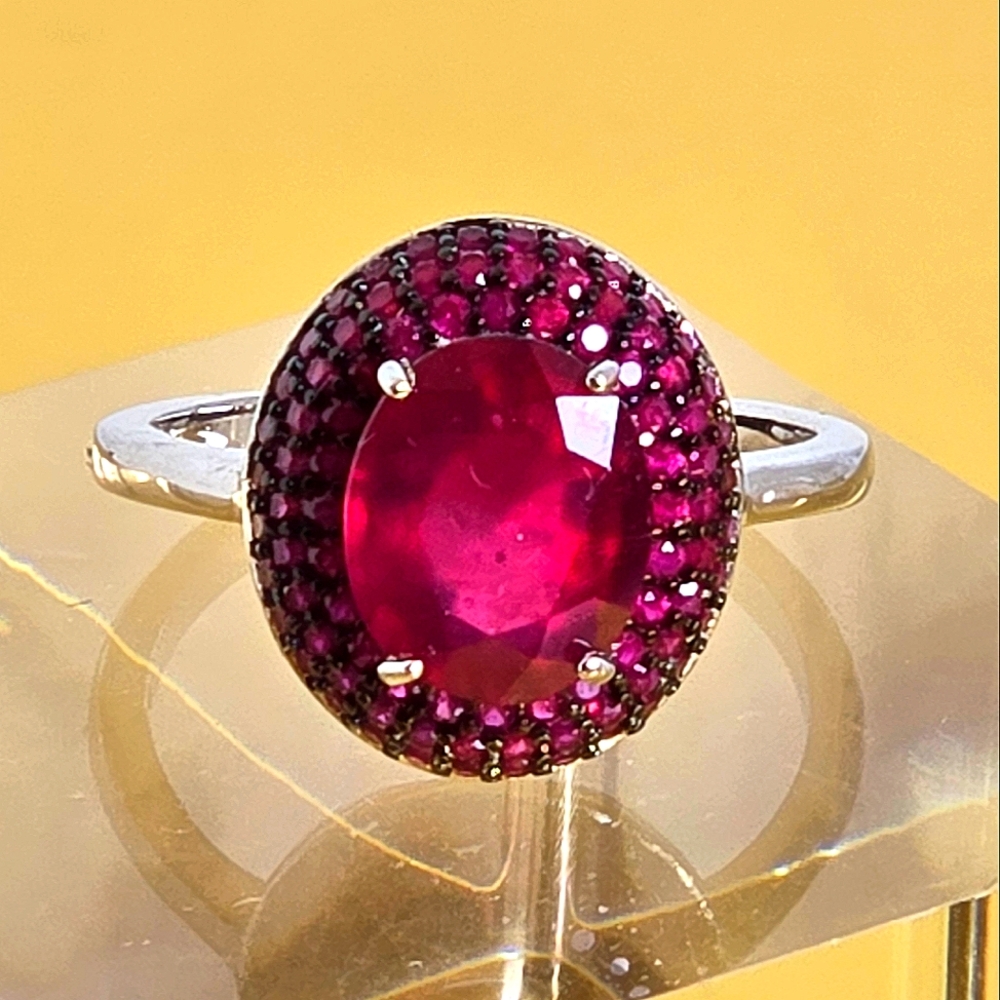 925 Sterling Silver Ring Sz 7.75  with Natural  Ruby Gemstone